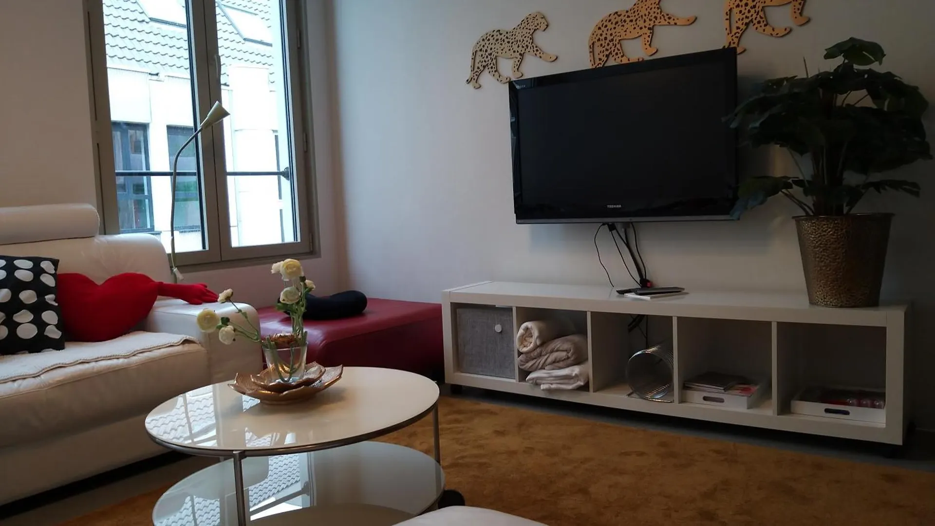 Wellness Loft With Sauna, Jacuzzi, Roof Terrace & Amazing View Appartement Antwerpen