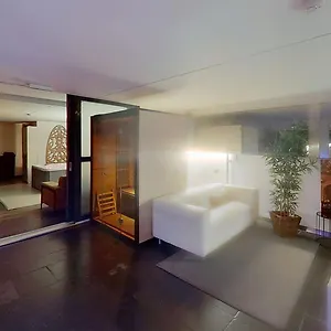 https://ground-floor-in-centre-of-antwerp.brusselshotelsbook.com
