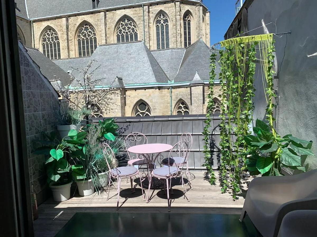 Apartamento Wellness Loft With Sauna, Jacuzzi, Roof Terrace & Amazing View Amberes